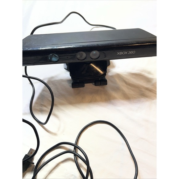 Microsoft Kinect Sensor for XBox 360 Untested - Picture 6 of 6